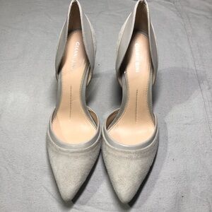 Gianni Bini suede closed  toe pump